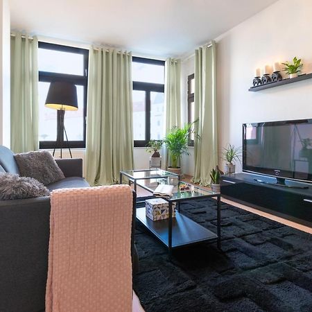 Ruhige Wohnung In Zentraler Lage - Quiet Flat In A Central Location Magdeburgo Exterior foto